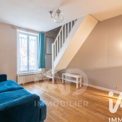 Appartement 2 pièces 888 €