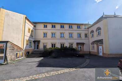 Appartement 3 pièces 690 €