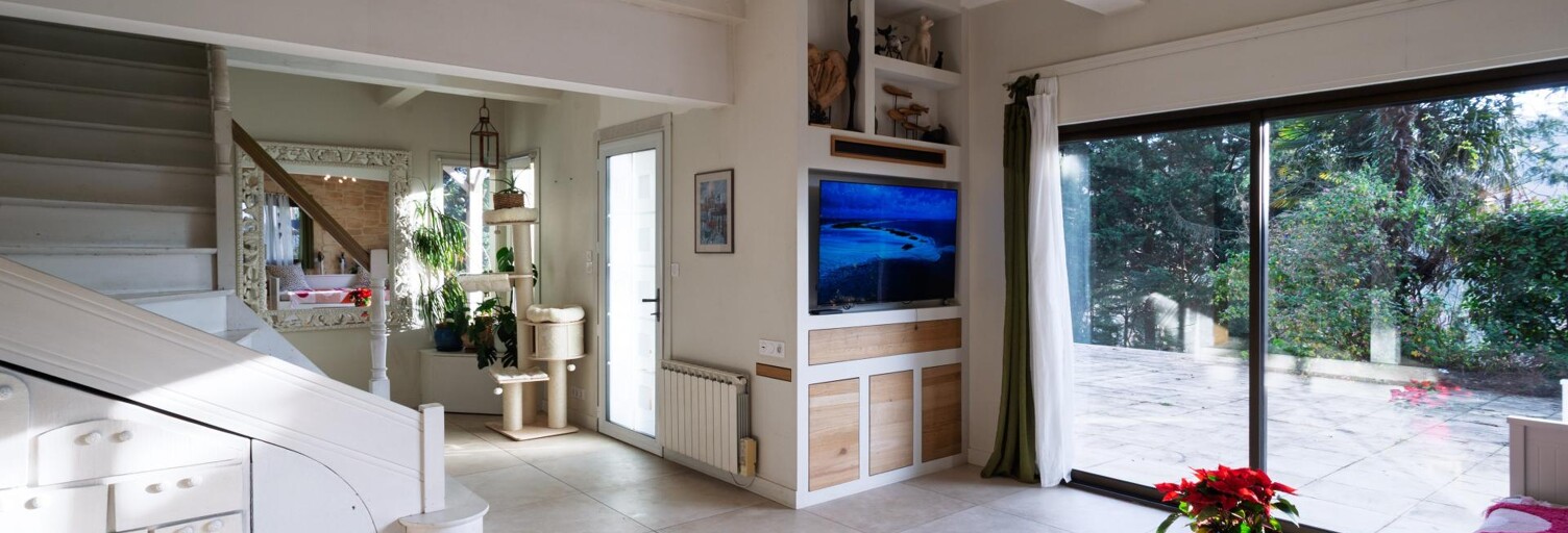 Maison 8 Pièces 230 m² à vendre à Collonges-au-Mont-d'Or (69660)