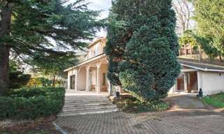 Maison 8 Pièces 230 m² à vendre à Collonges-au-Mont-d'Or (69660)