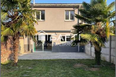 Maison 5 pièces 220500 €
