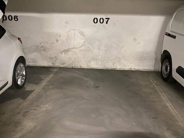 Garage à Bondy — photo du bien