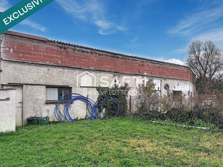 Auterive, Hangar à rénover et terrain à 120 000€ — photo 1