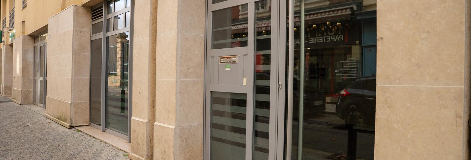 Commerce 5 Pièces 138 m² à vendre à Alençon (61000)