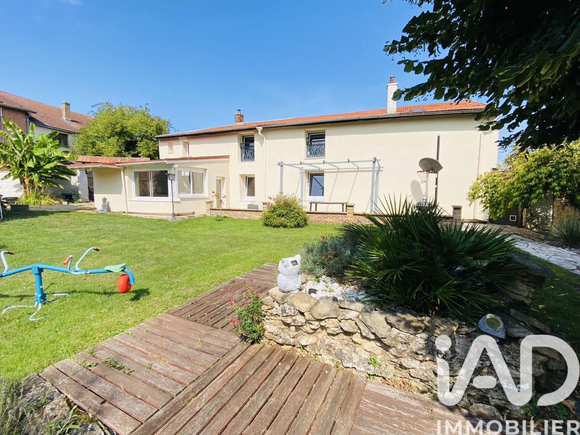 Vouziers - 106m² - 4p. - 2ch.