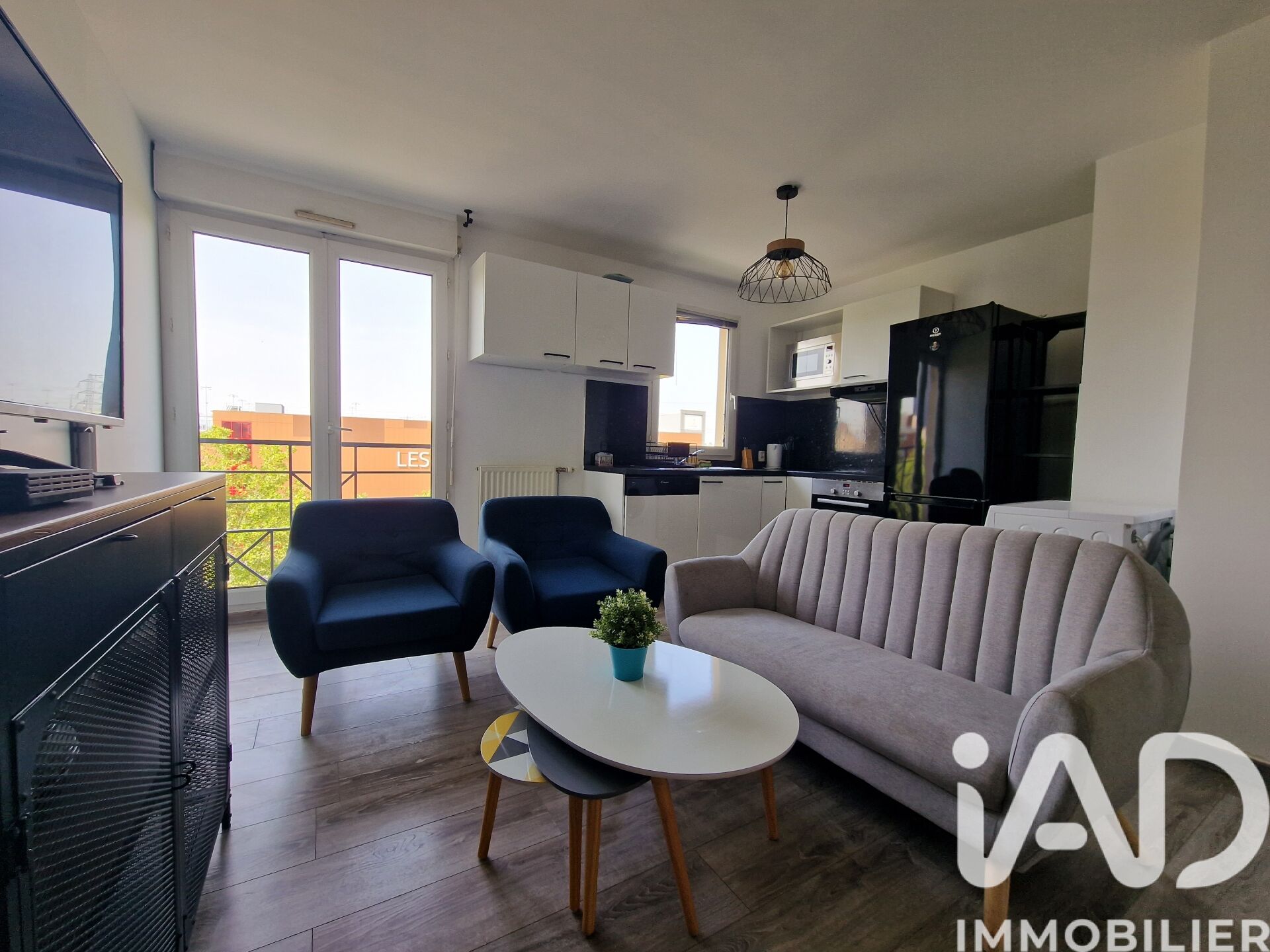 Location Appartement 5 pièces - Photo 3