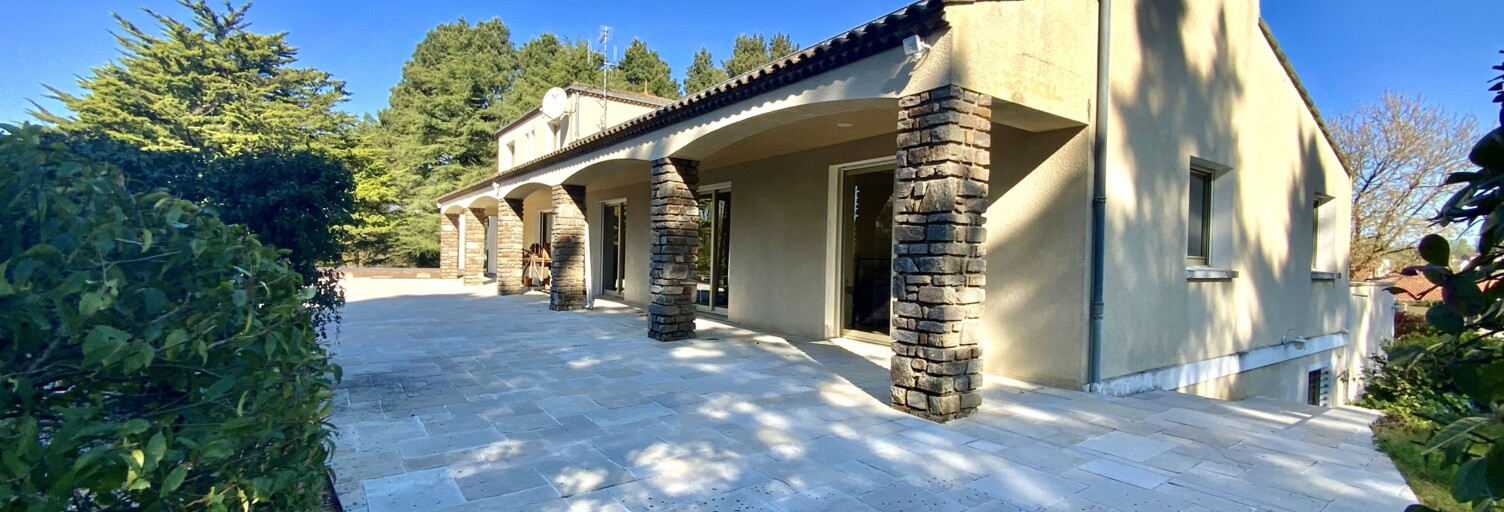 Maison 12 Pièces 525 m² à vendre à Sèvremoine (49230)