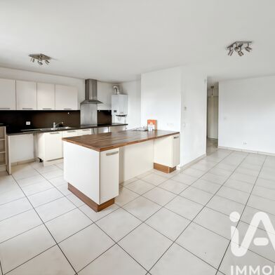 Appartement 4 pièces 285000 €