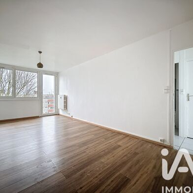 Appartement 3 pièces 102900 €