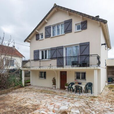 Maison 5 pièces 389900 €