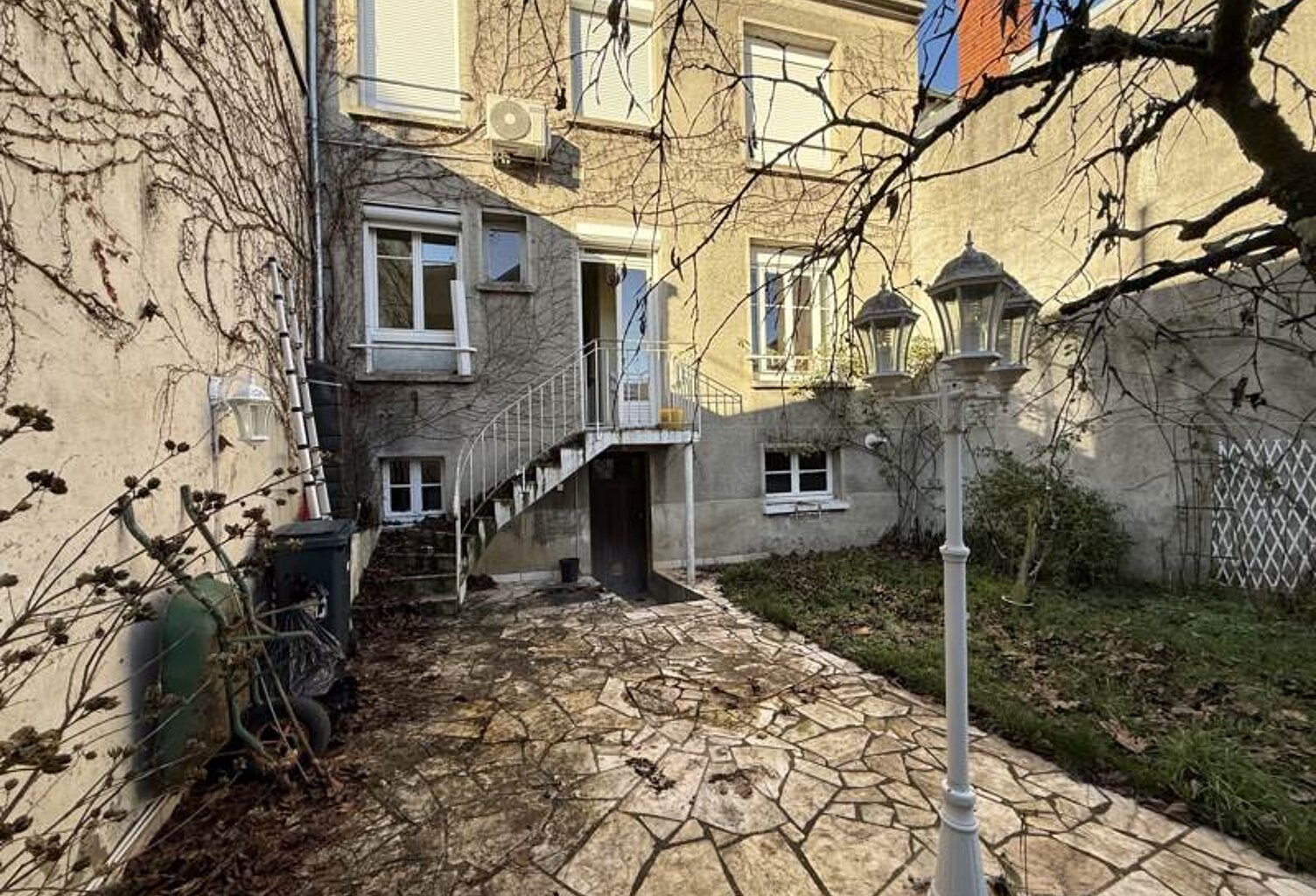 Maison de ville de 4 pièces principales — photo 1