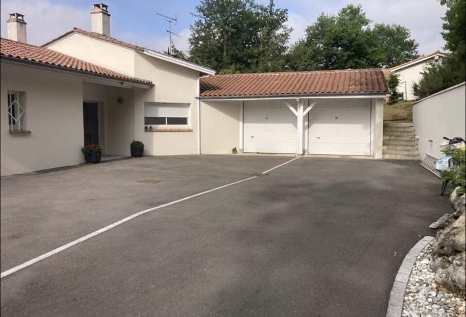 Villa de 5 pièces principales — photo 1