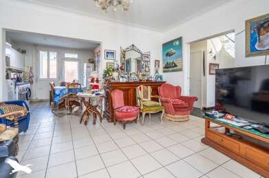 Maison 5 pièces 365680 €