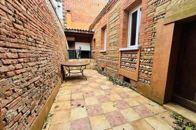 Immeuble  328290 €