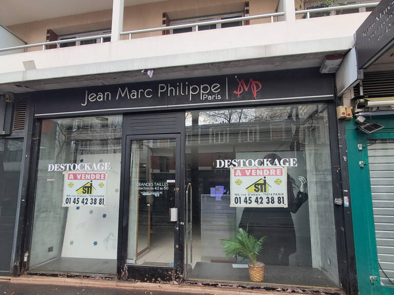 Mûrs de boutique à vendre — photo 1