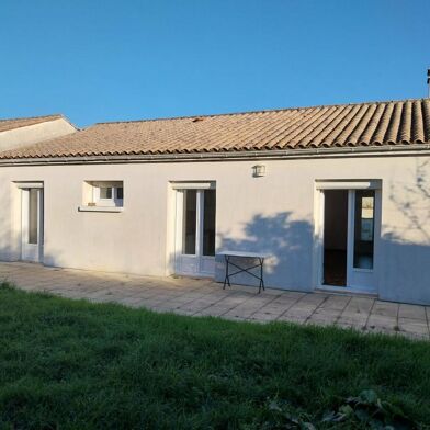 Maison 4 pièces 1022 €