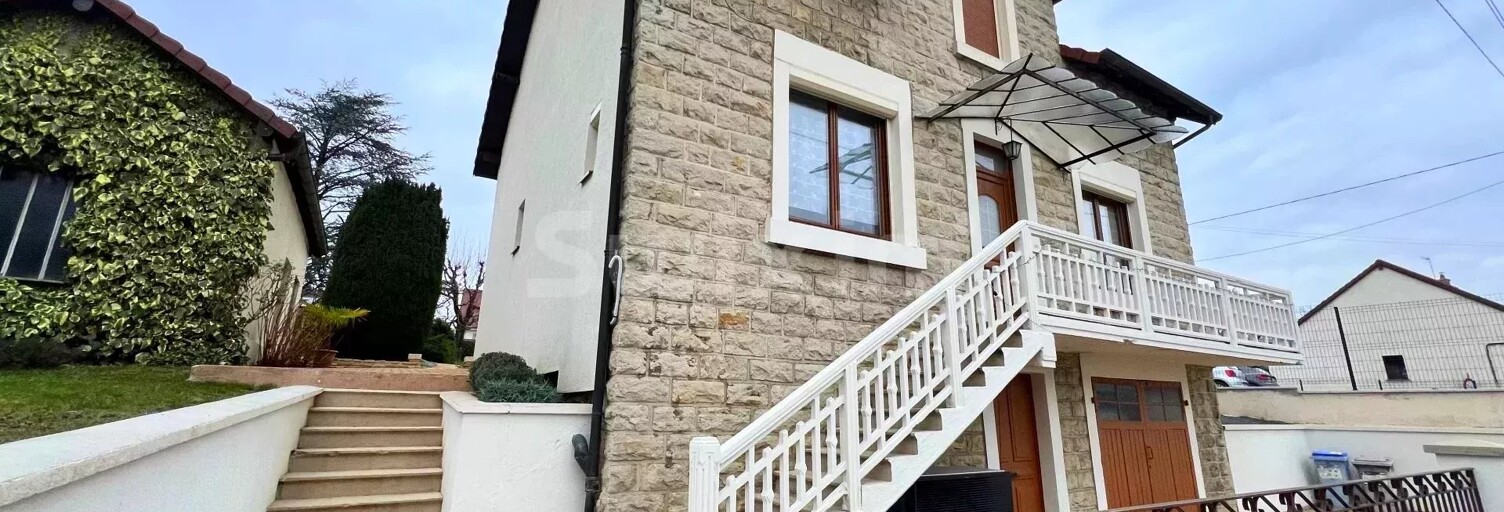 Maison 5 Pièces 111 m² à vendre à Lons-le-Saunier (39000)