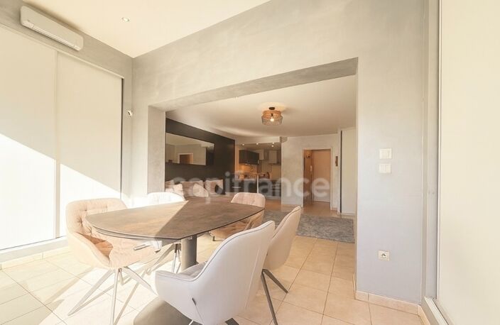 Fréjus – Rare triplex avec jardin, piscine et double garage — photo 2