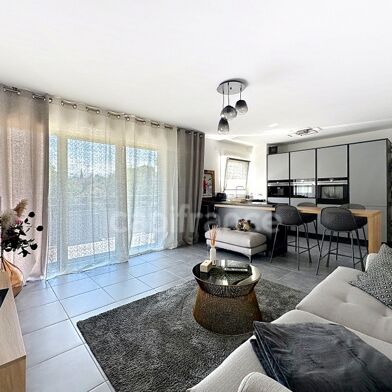 Appartement 4 pièces 399000 €