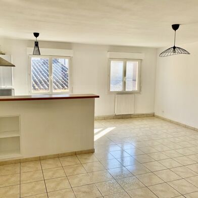 Appartement 3 pièces 590 €