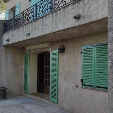 Maison 3 pièces 1090 €