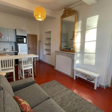 Appartement 2 pièces 710 €