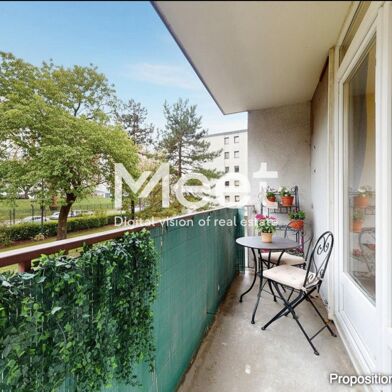 Appartement 5 pièces 2200 €