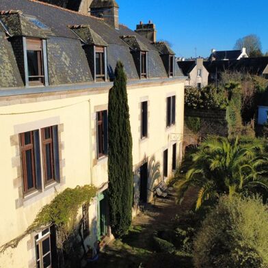 Appartement 4 pièces 353176 €