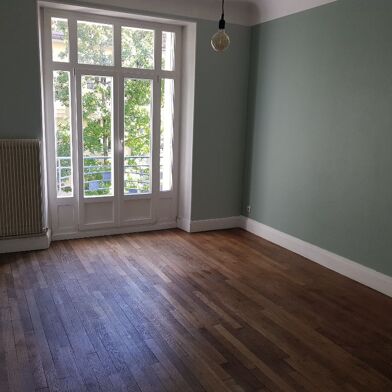 Appartement 3 pièces 655 €