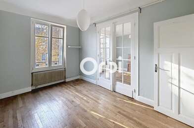 Appartement 3 pièces 670 €