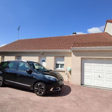 Maison 4 pièces 993 €