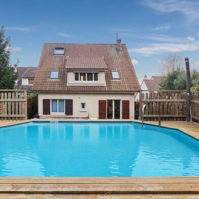 Maison 6 pièces 585000 €