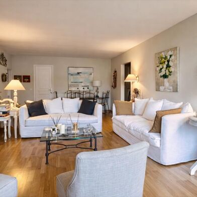 Appartement 4 pièces 160000 €