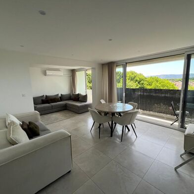 Appartement 5 pièces 160000 €