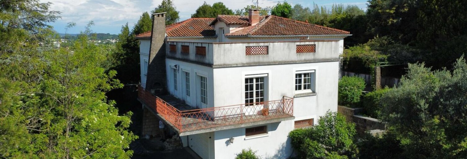 Maison 8 Pièces 221 m² à vendre à Alès (30100)