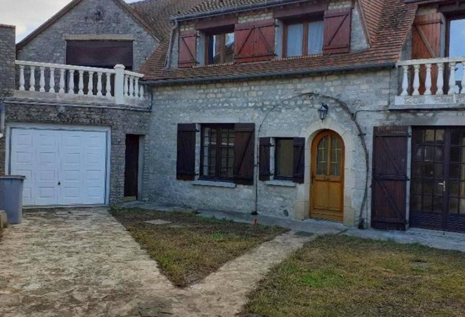 Maison  6 pièce(s) 151.2 m2 — photo 1