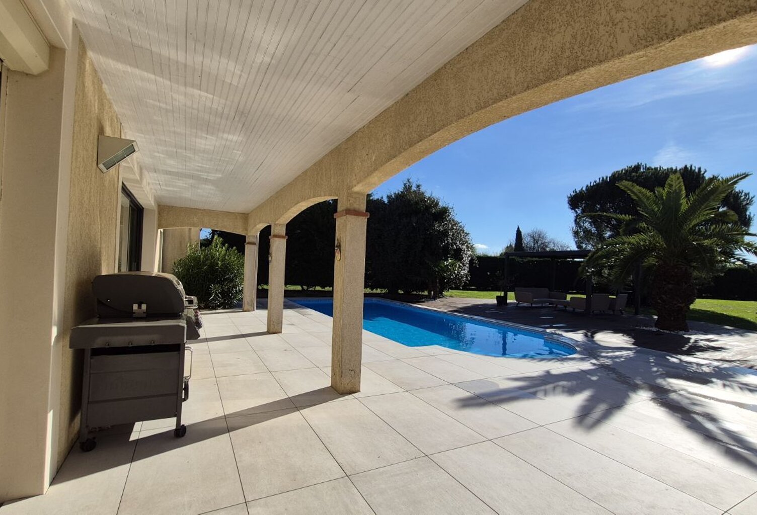Maison — photo 1