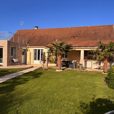 Maison 6 pièces 272000 €