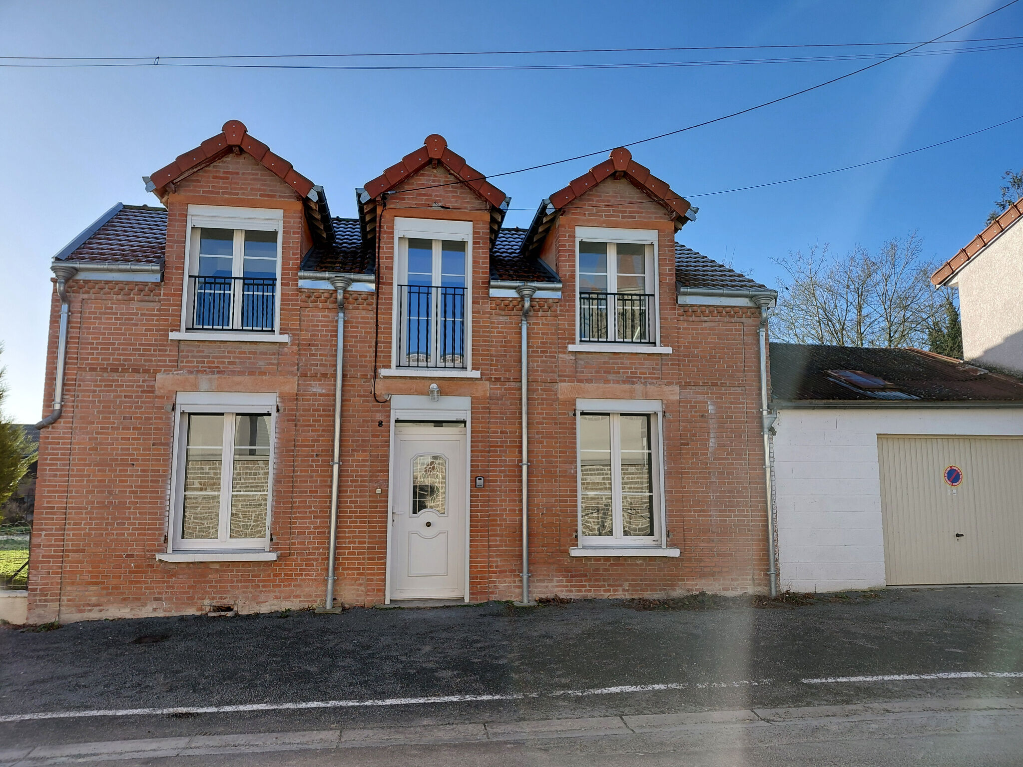 Villa / Maison  T5 à louer Lavannes 51110