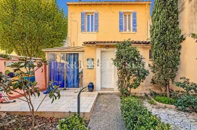 Maison 5 pièces 749000 €