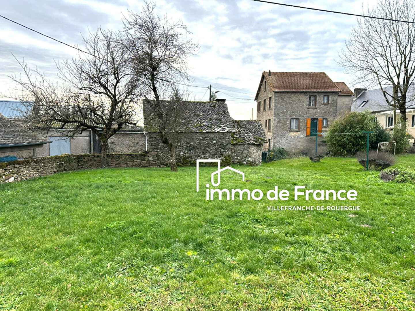 Villa / Maison  T8 à vendre Rignac 12390