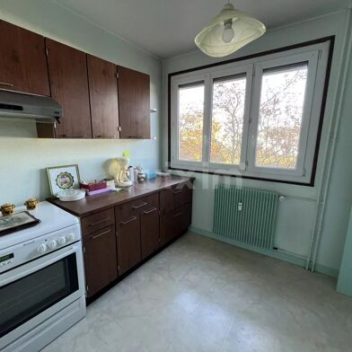 Appartement 4 pièces 99000 €