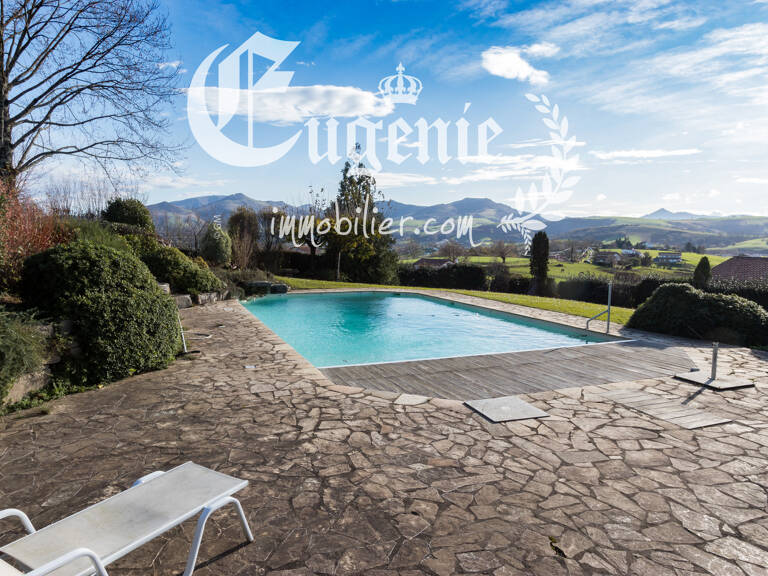 Propriété 266M² Parc 4900M² Piscine vue Panoramique sur les Montagnes Basques  — photo 1