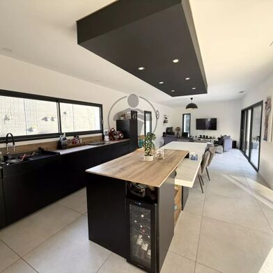 Maison 6 pièces 728000 €