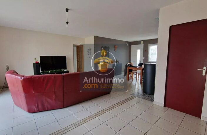 Maison 140m² de 4 chambres avec piscine et grand garage — photo 3