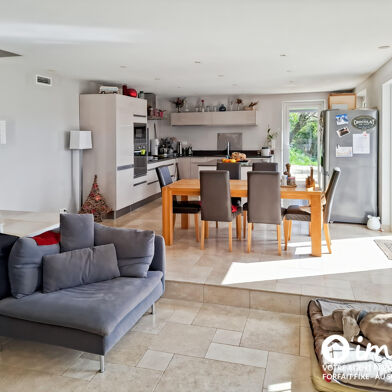 Maison 4 pièces 740000 €