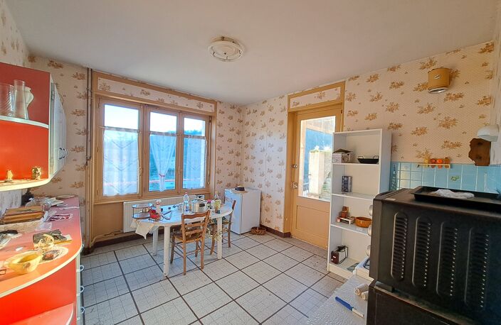 Vente maison 5 pièces 114 m² Olliergues (63880) — photo 2