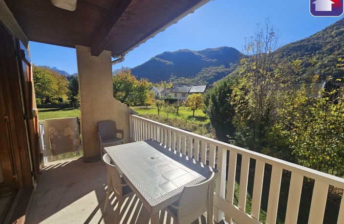 Vente maison 3 pièces 80 m² Ax-les-Thermes (09110) — photo 2