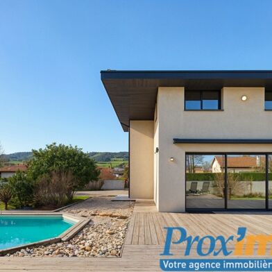 Maison 5 pièces 395000 €