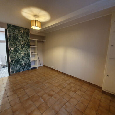 Maison 2 pièces 400 €